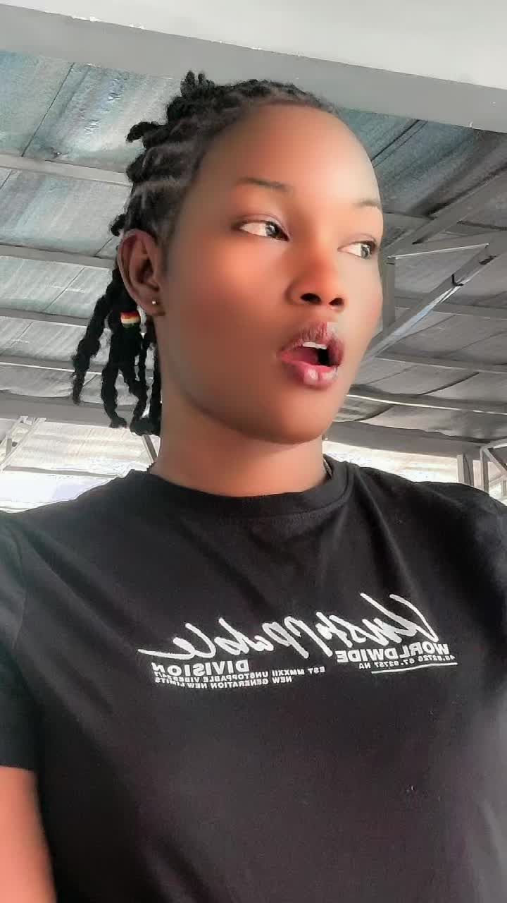 @Soniah_Empress👑