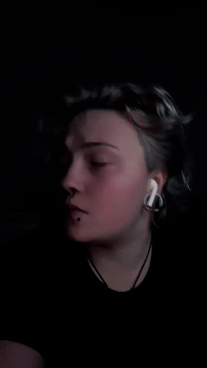 @👑