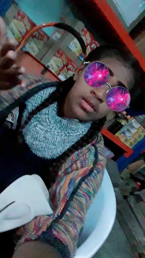 @lā māā&yacute; pāləst🥀🖕