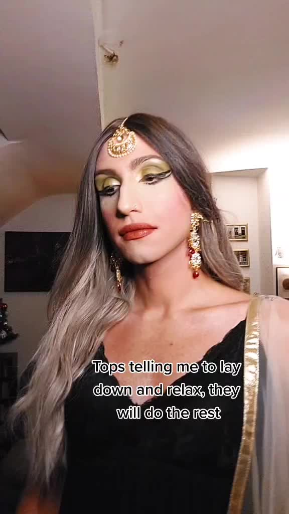 @MISS ROSHNI