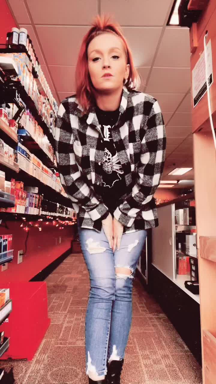 @red.moonchild.0