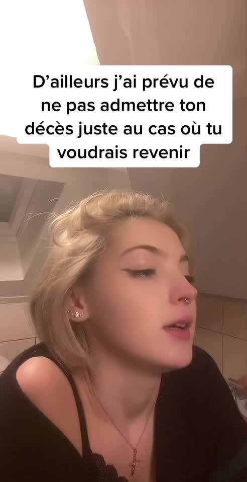 @Elisa