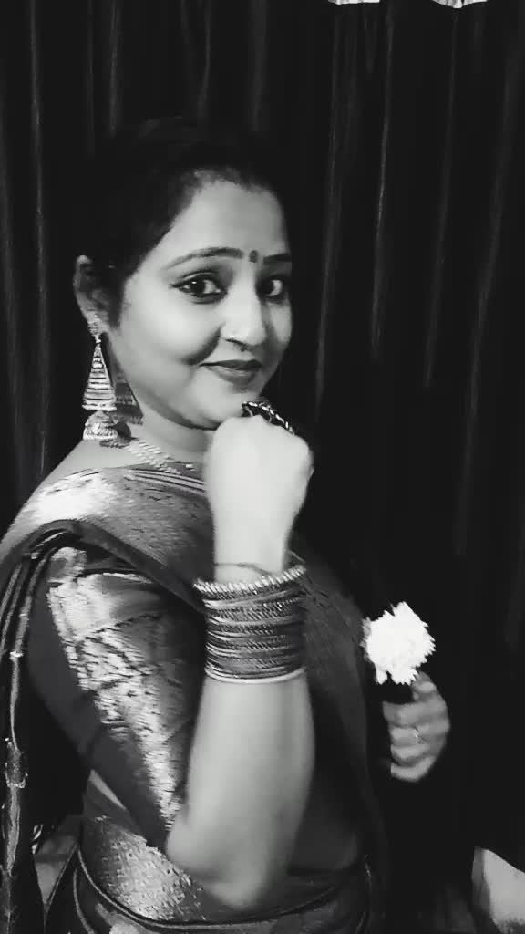 @actingqueen_sonakshi
