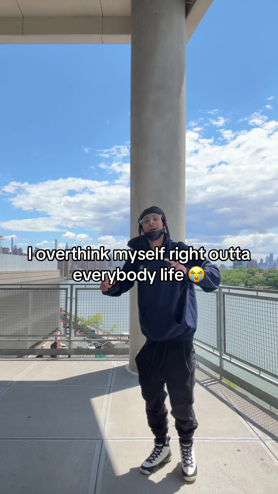 @derekyb