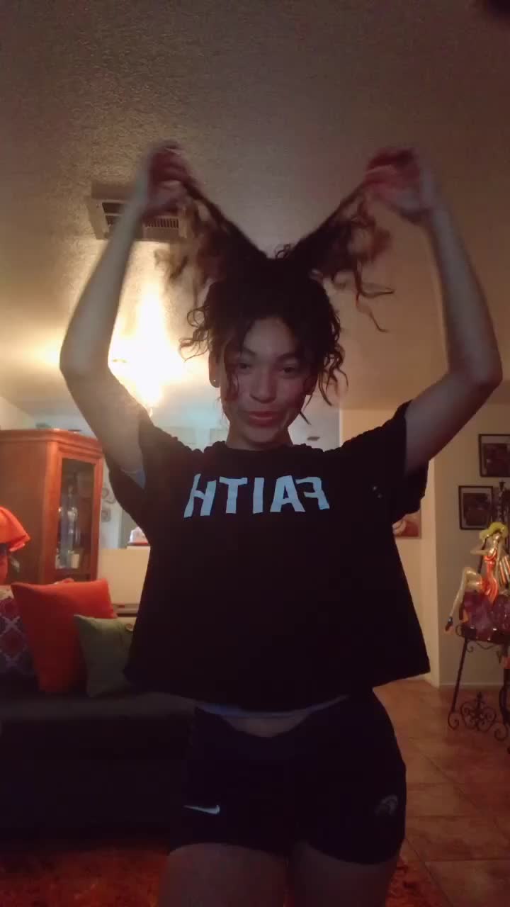 @PYT.LEiLA44