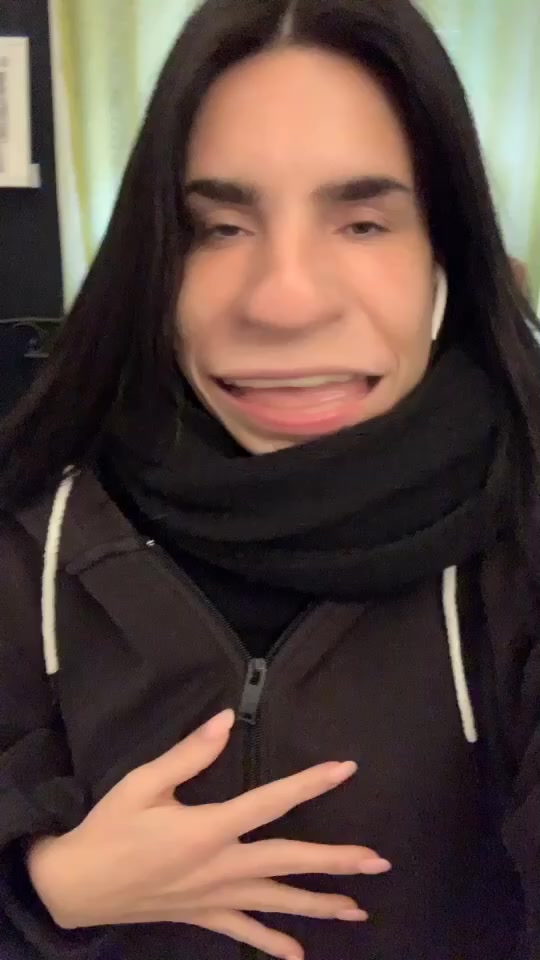 @sarasmell