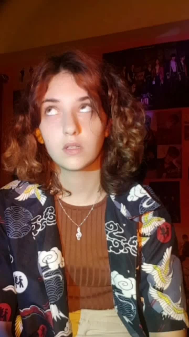 @Quelqu'un qui fait des memes