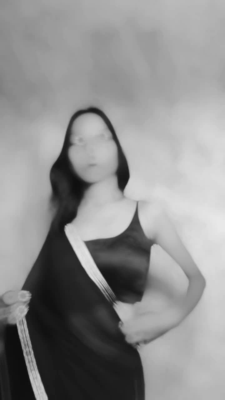 @Sanvee_🖤🦋