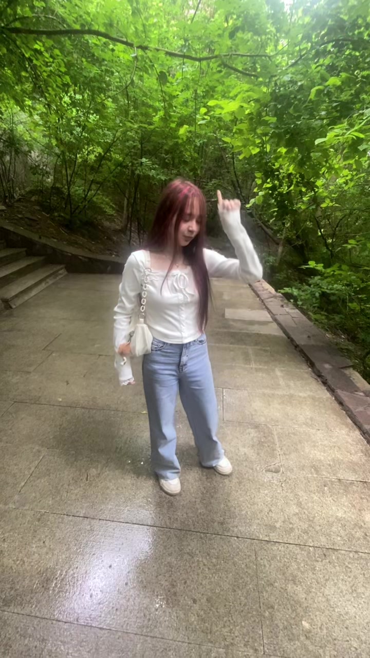 @e.m.b.i