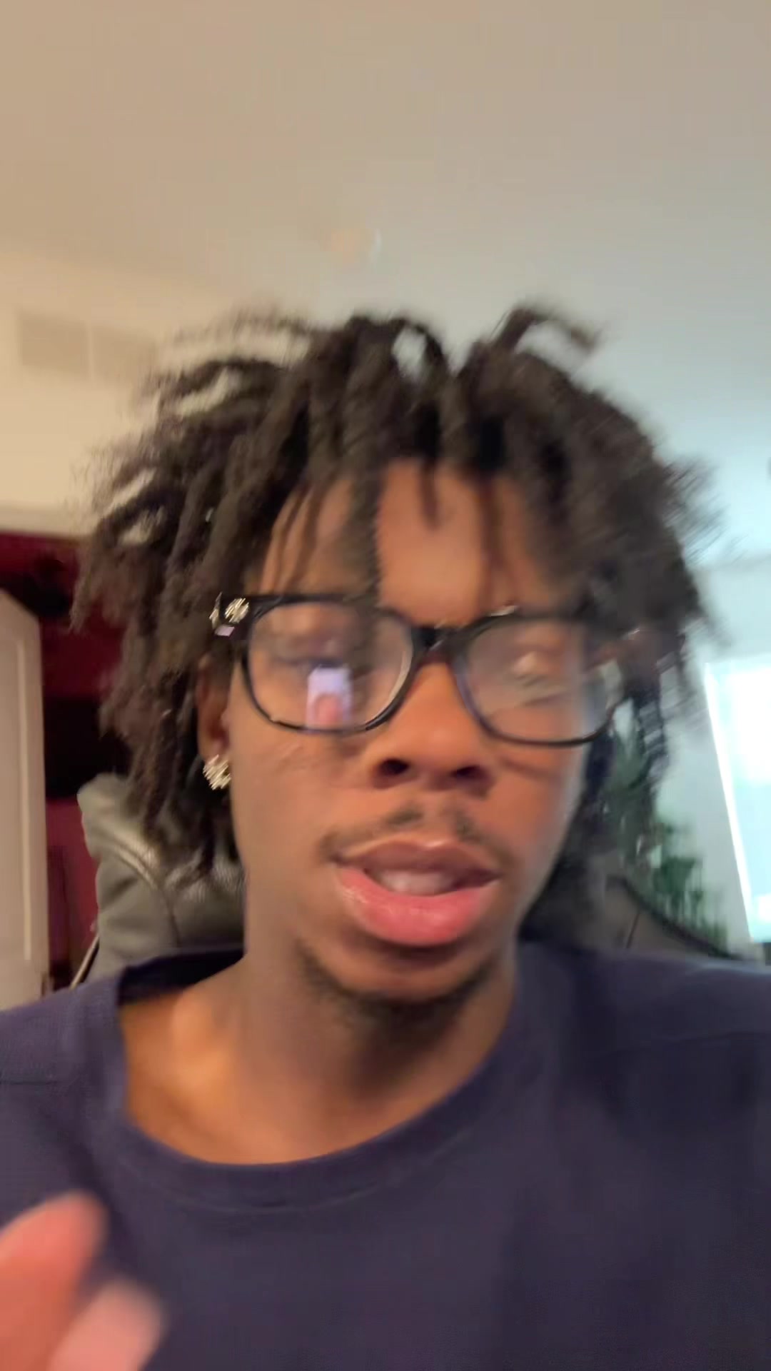 @Woahtherefry