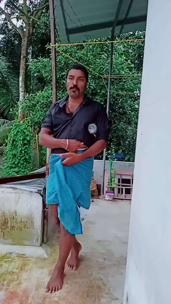 @ManuAkki