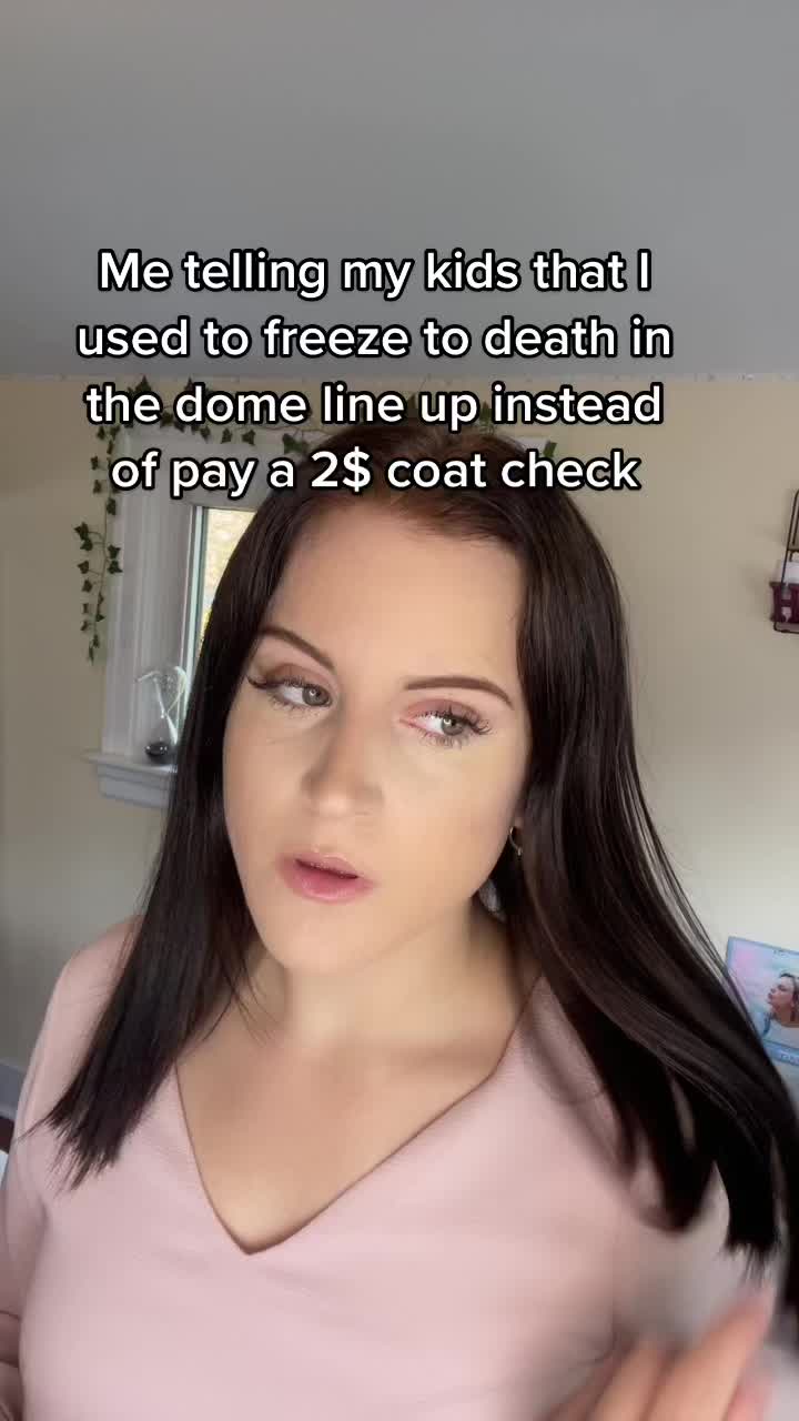 @HOLLI