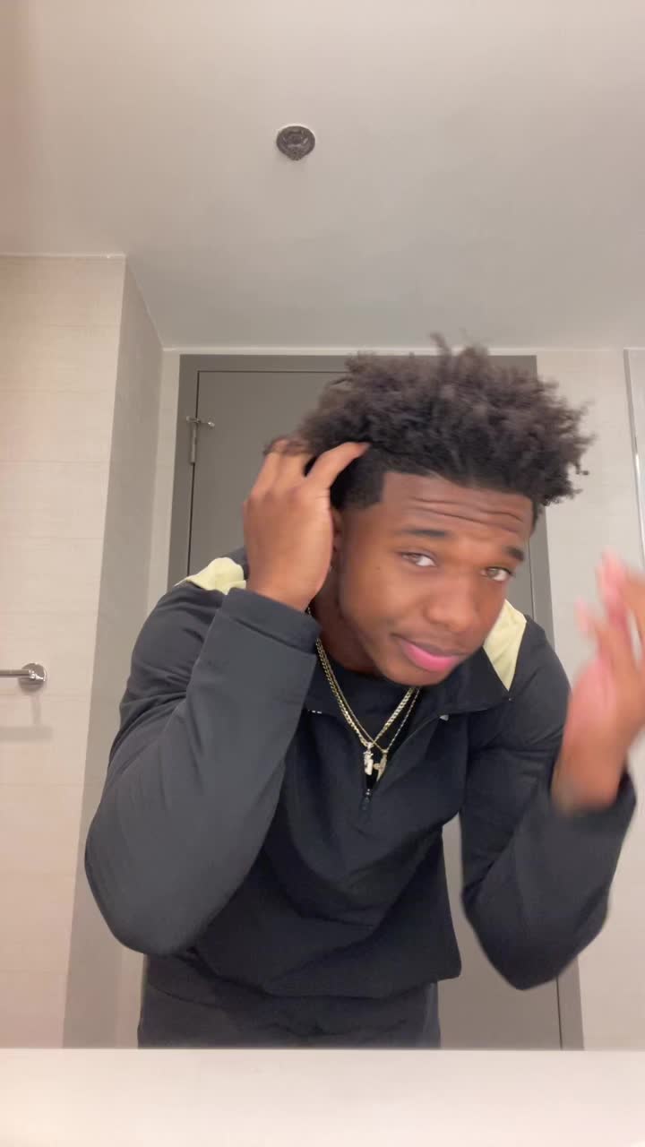 @Cheeks🐐