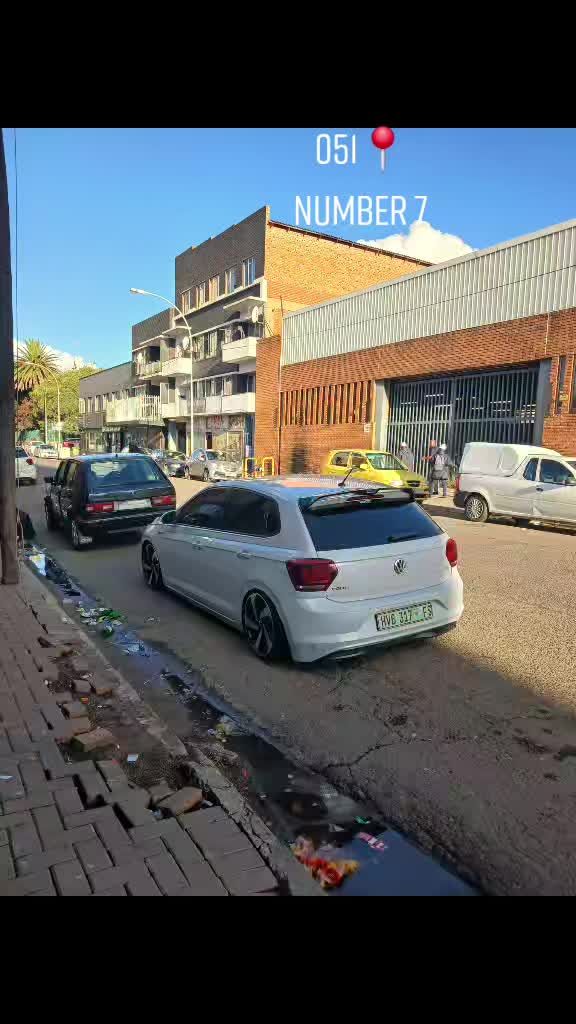 @Khathaza Umsholozi