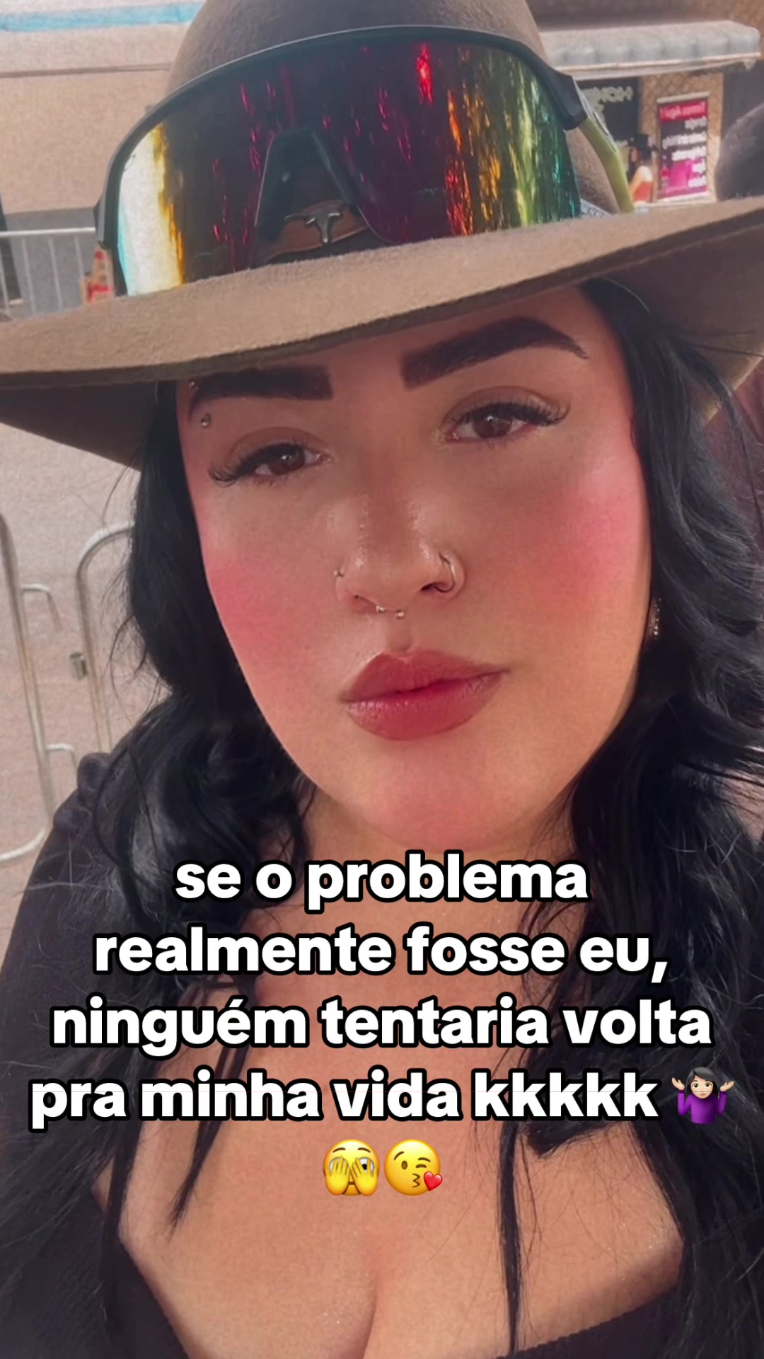 @𝔅.💋
