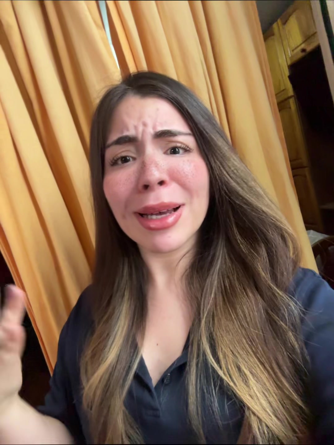 Nahii🌷 (@nahii_caceres) - Urlebird