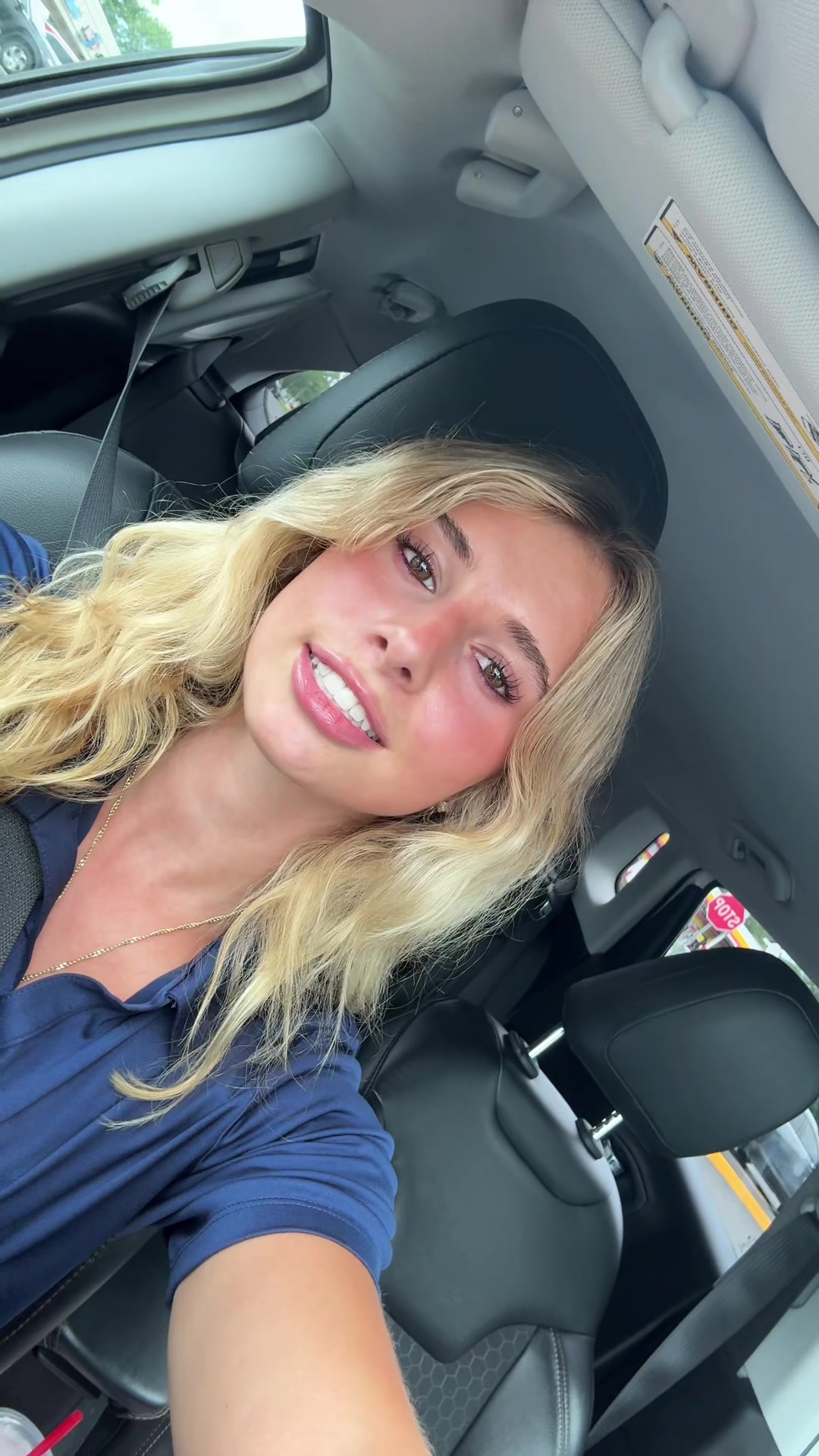 @hi