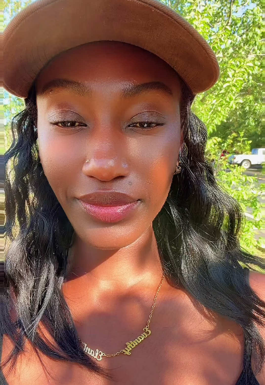 @Eva ✨