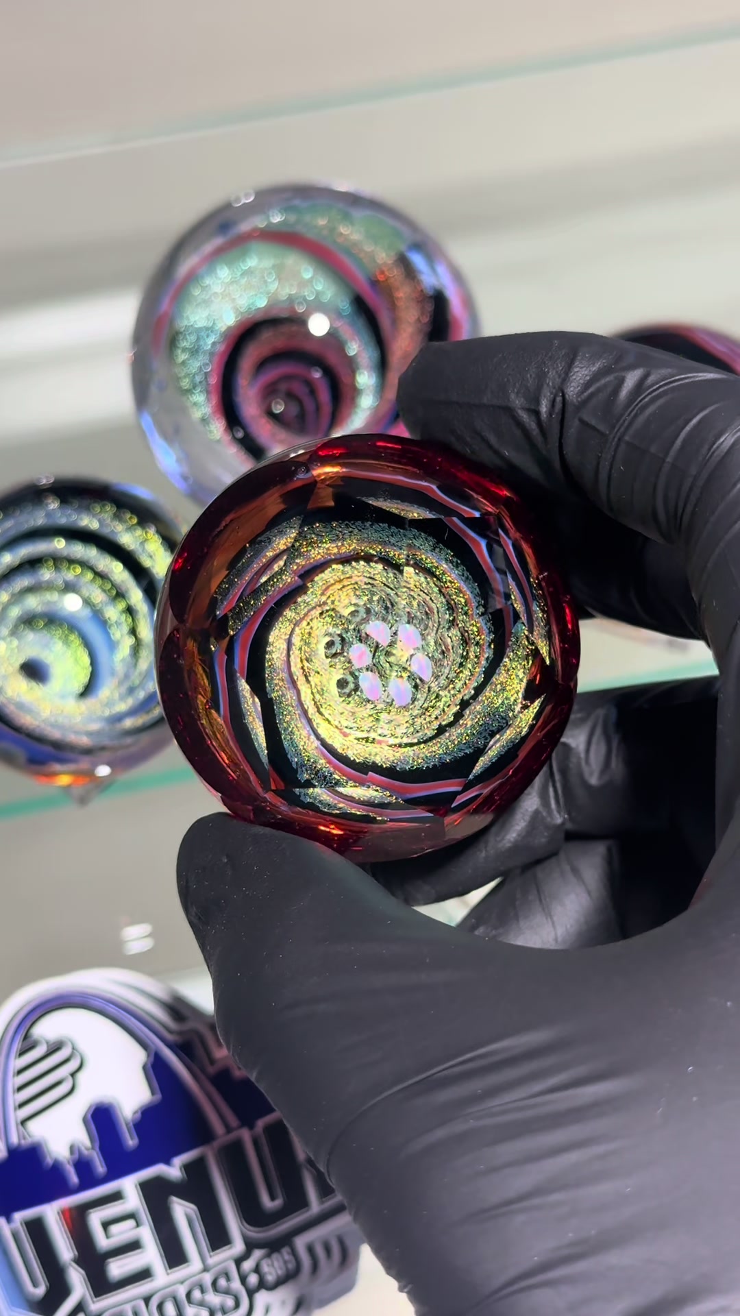 @Avenue_Glass