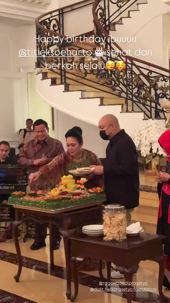 @kariem