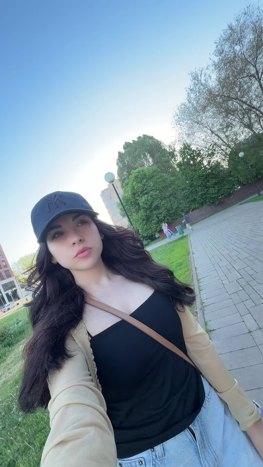 @Карина