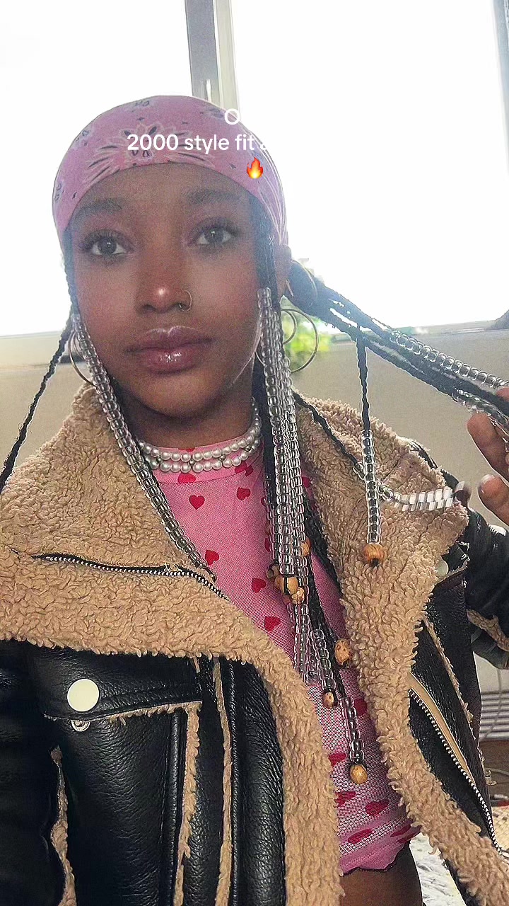 @EllE