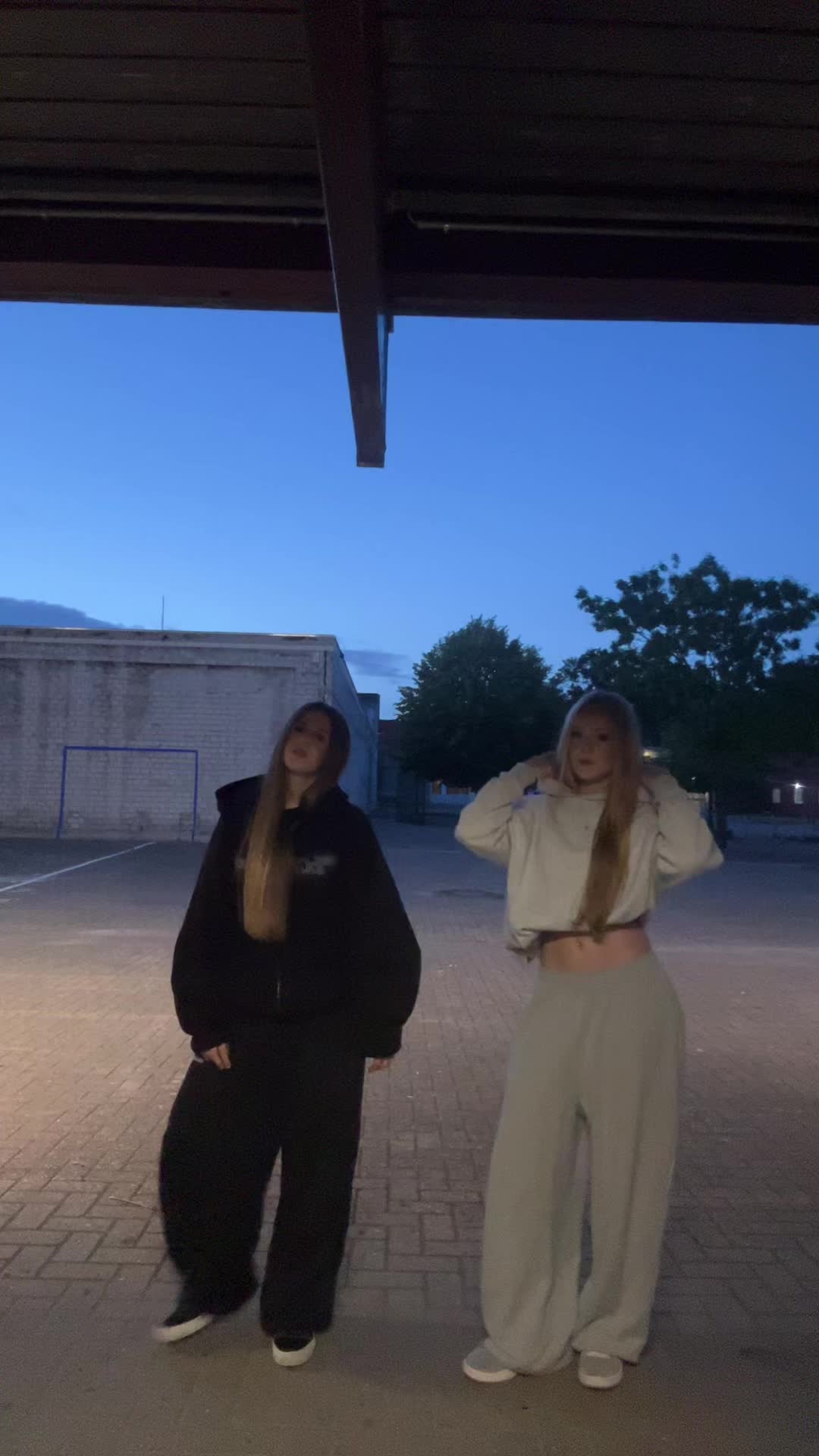 @Luci&milena