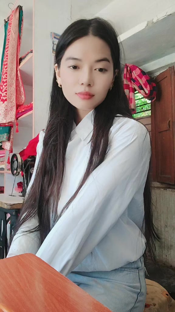 @सानु मगर 💫