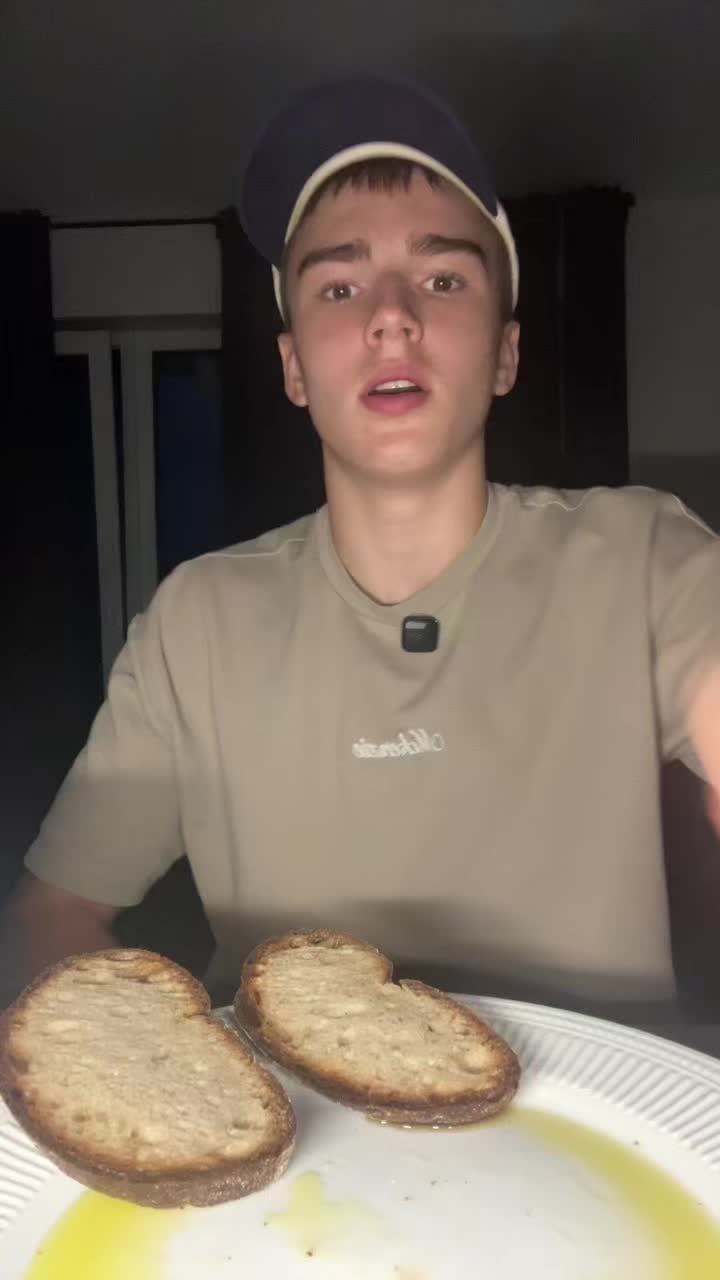 @Antoni&iexcl;