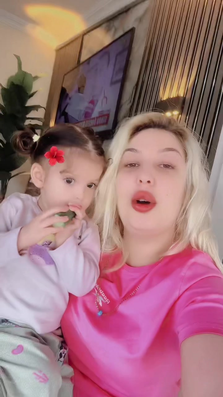 @🦋Eslina Alparslan👑