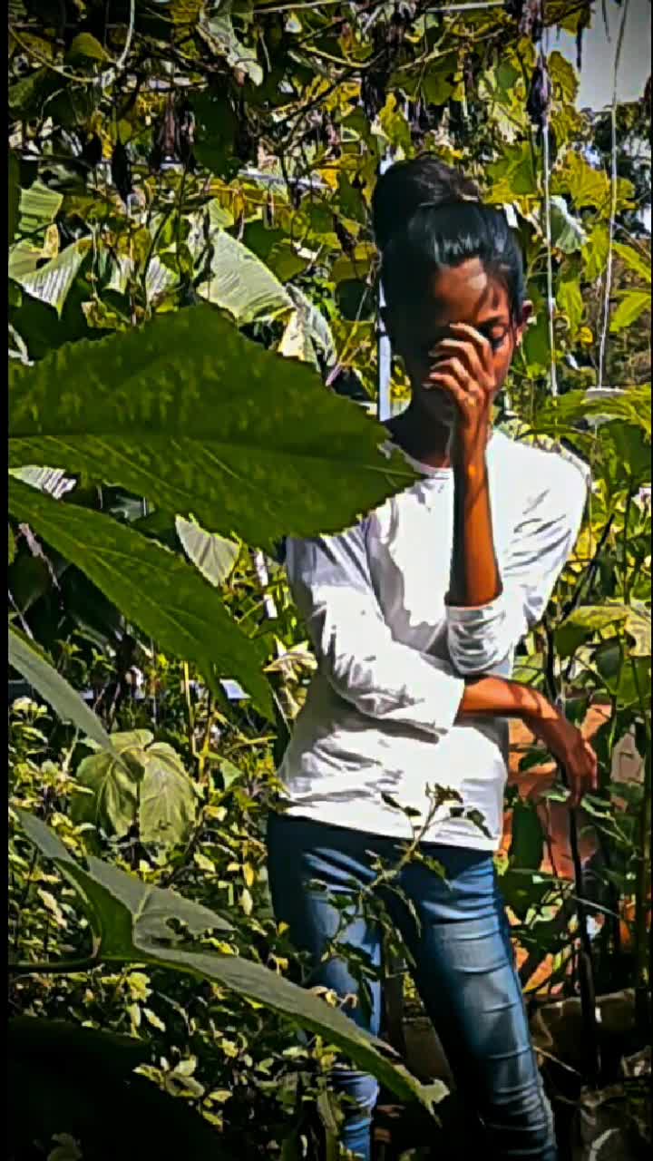 @_chaithra_