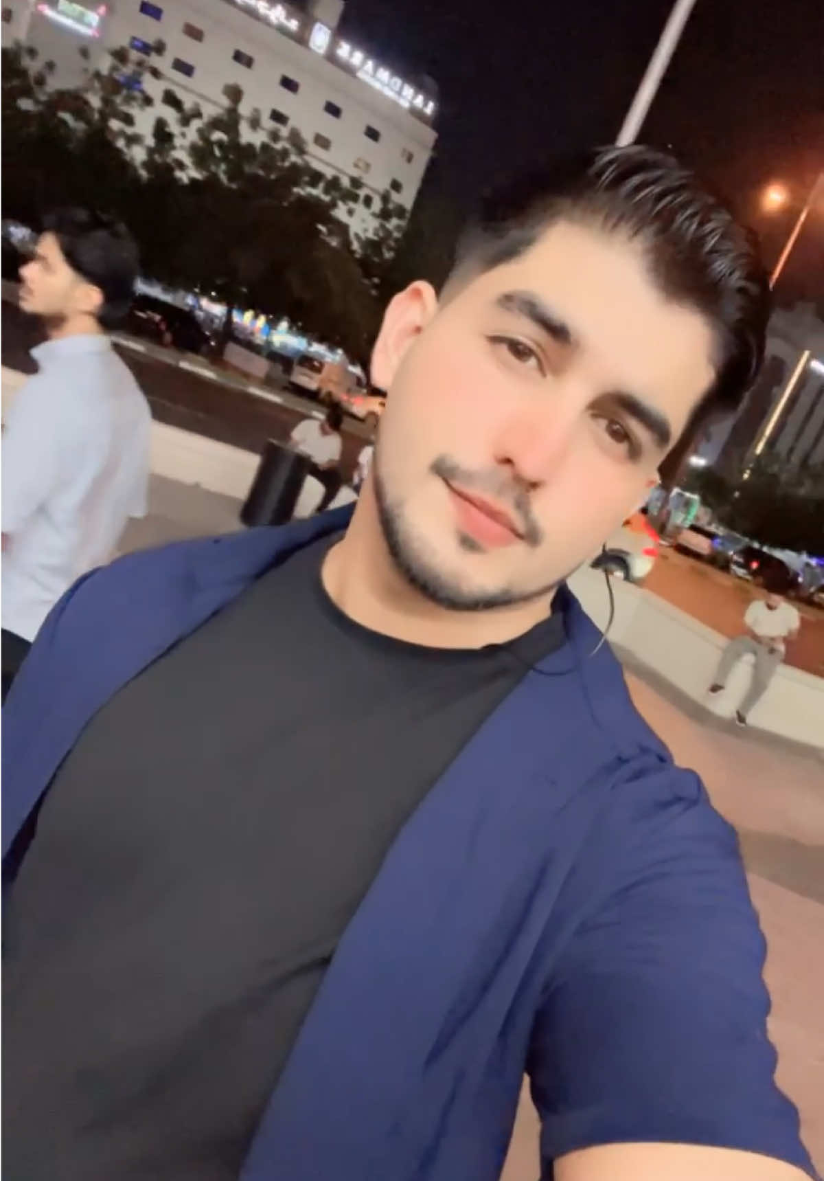 @Tanzeel 🇦🇪