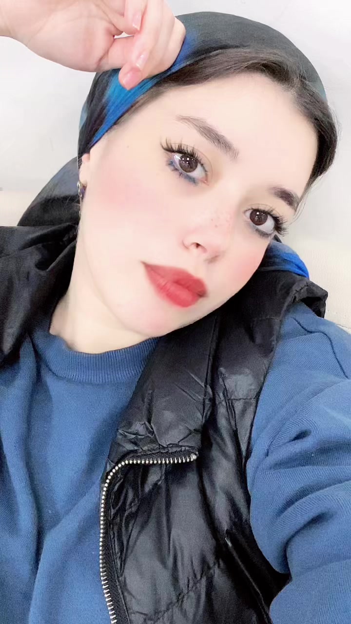 @MennaElshaer