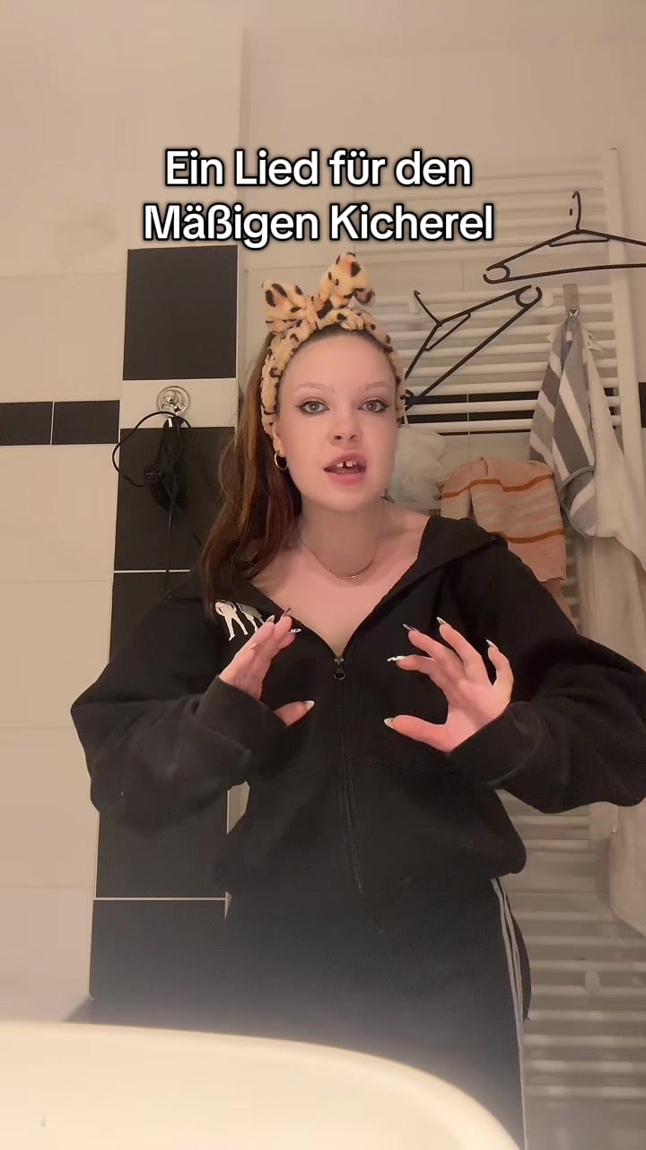 @Vio 🌹🐆