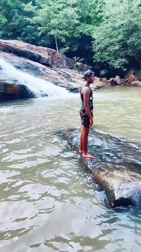@nahom.