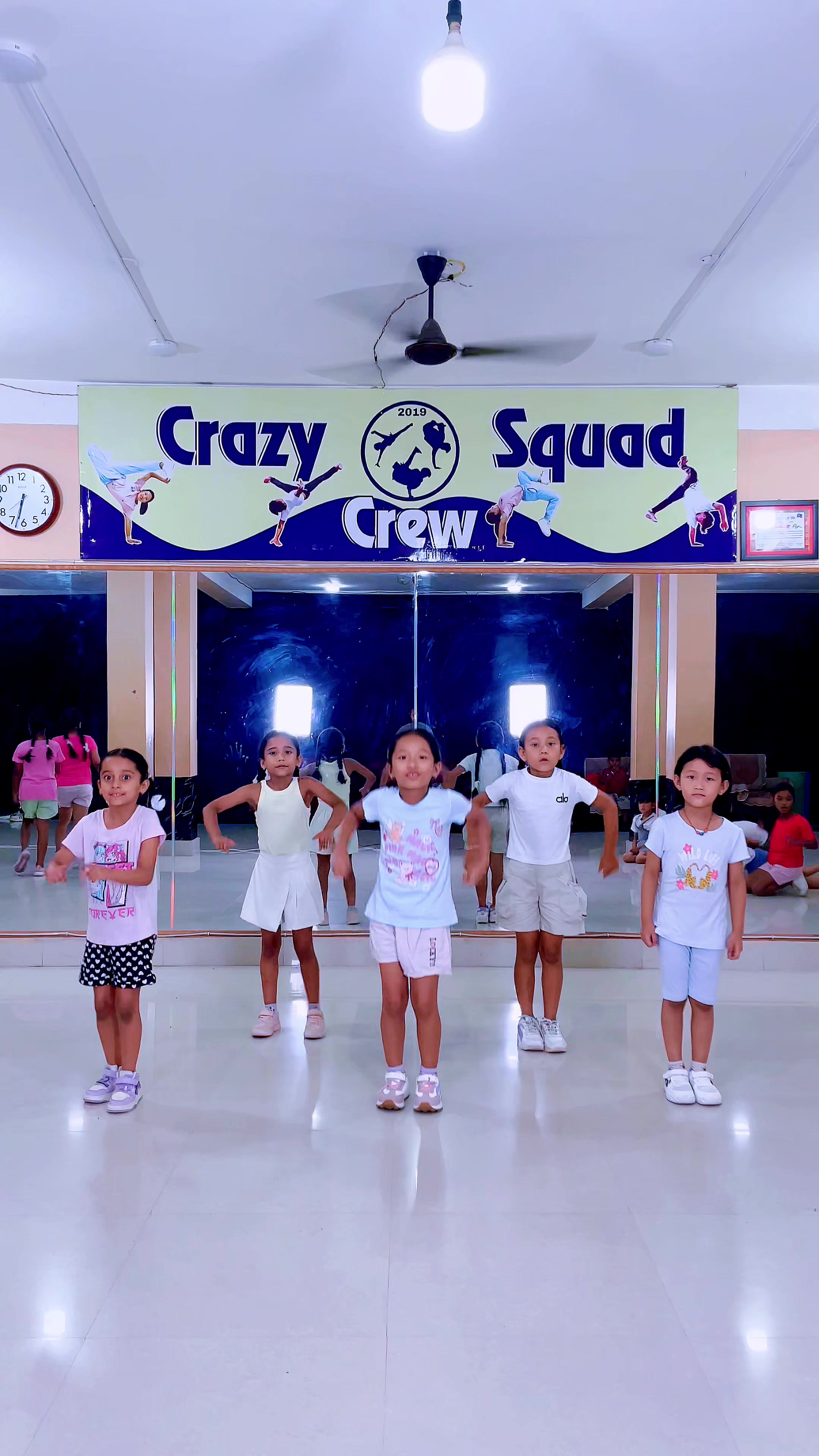 @Crazy Squad Crew