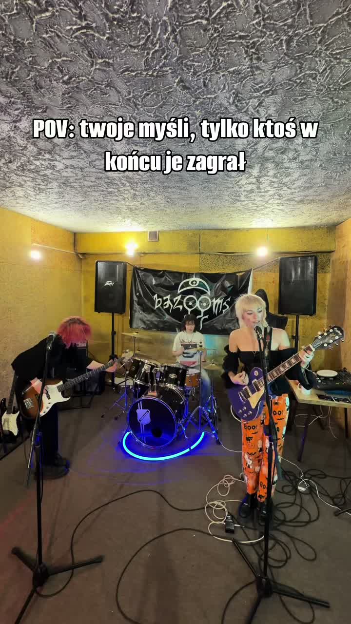 @bazOOms
