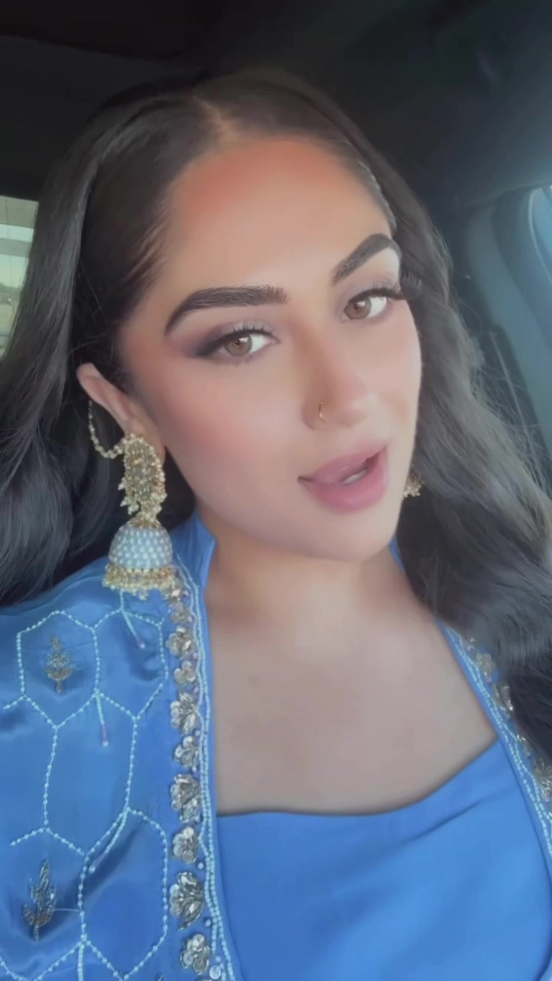 @Kthind_