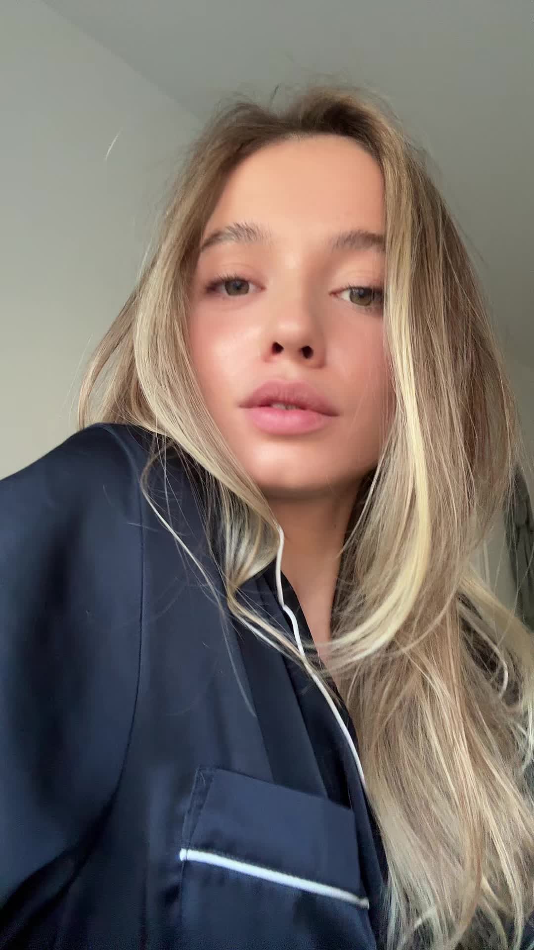 @Violeta…
