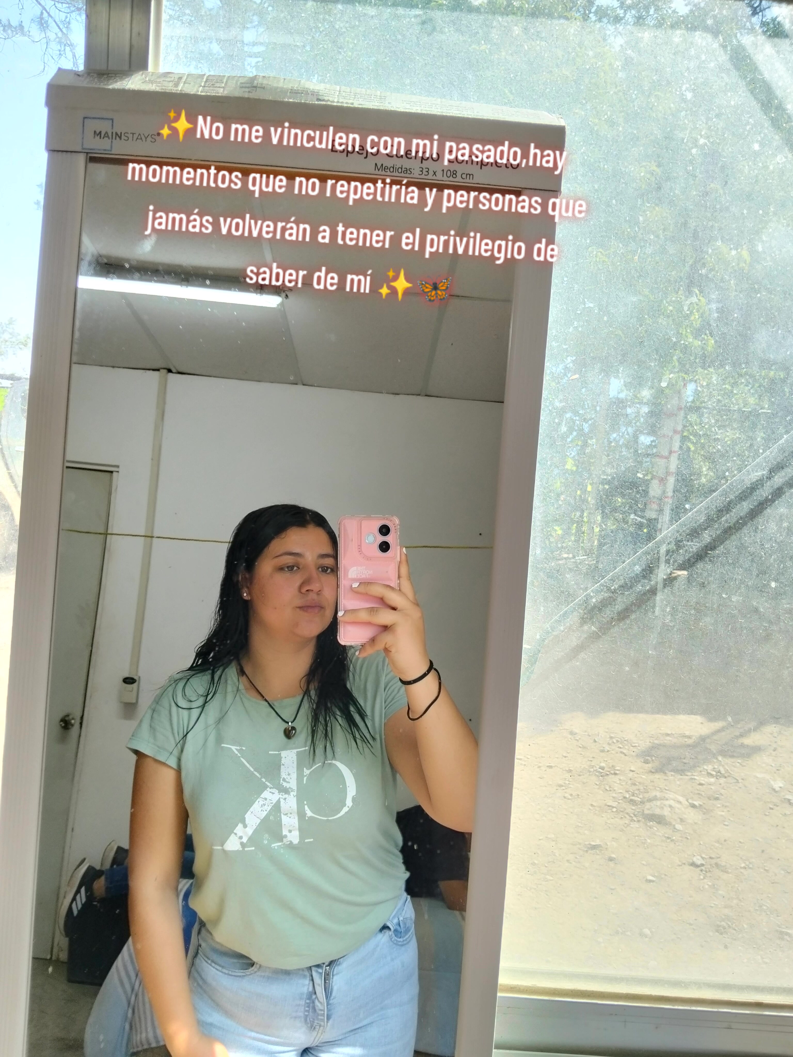 @keniasanchez932