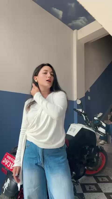 @Divya seNchury❣️