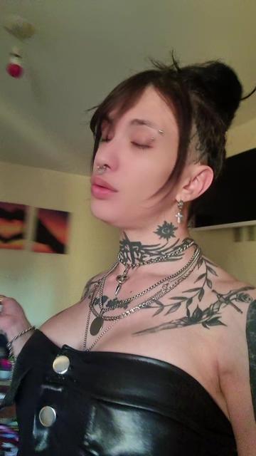 @🦂🖤♔♱A𝖓𝖌𝖎𝖊 𝕱𝖔𝖝♱♔🖤🦂