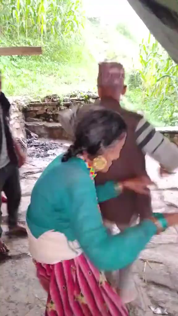 @एक्लि बुहारी ❣️❣️