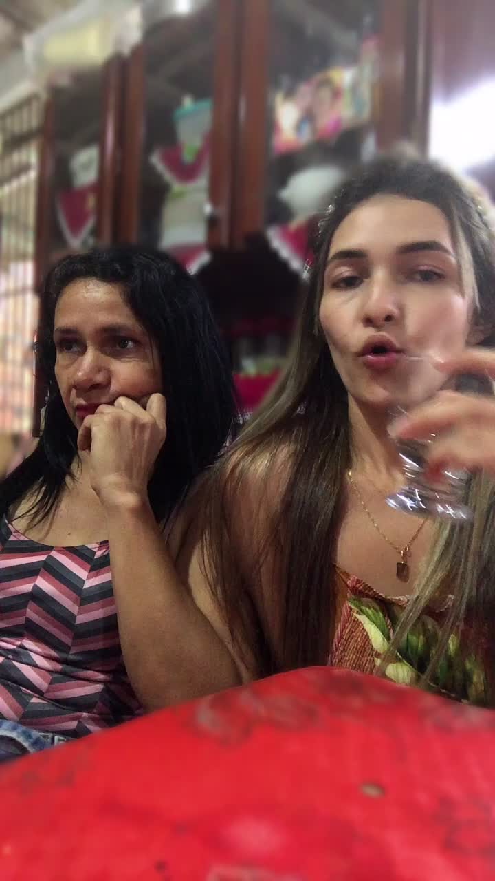 @tamisousa_