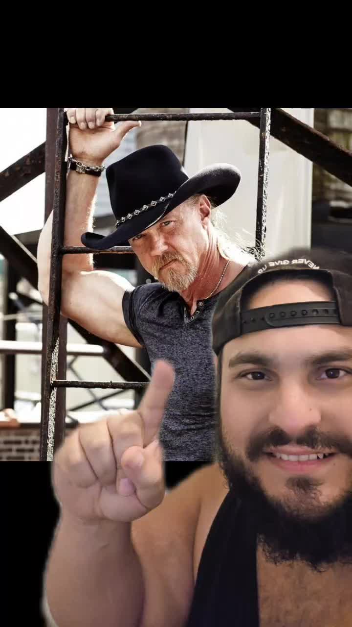 @Stunning Country Fan