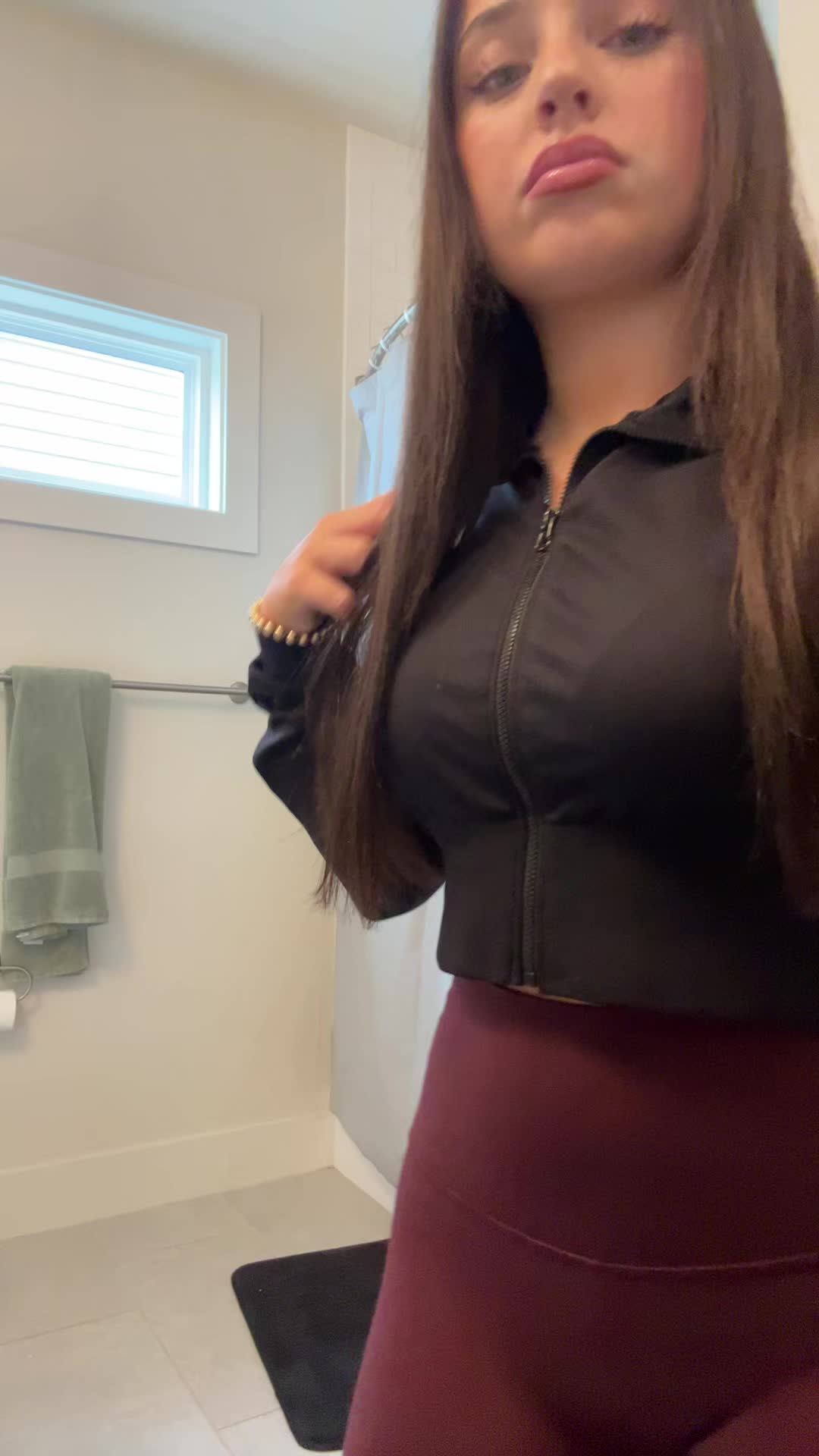 @claireee