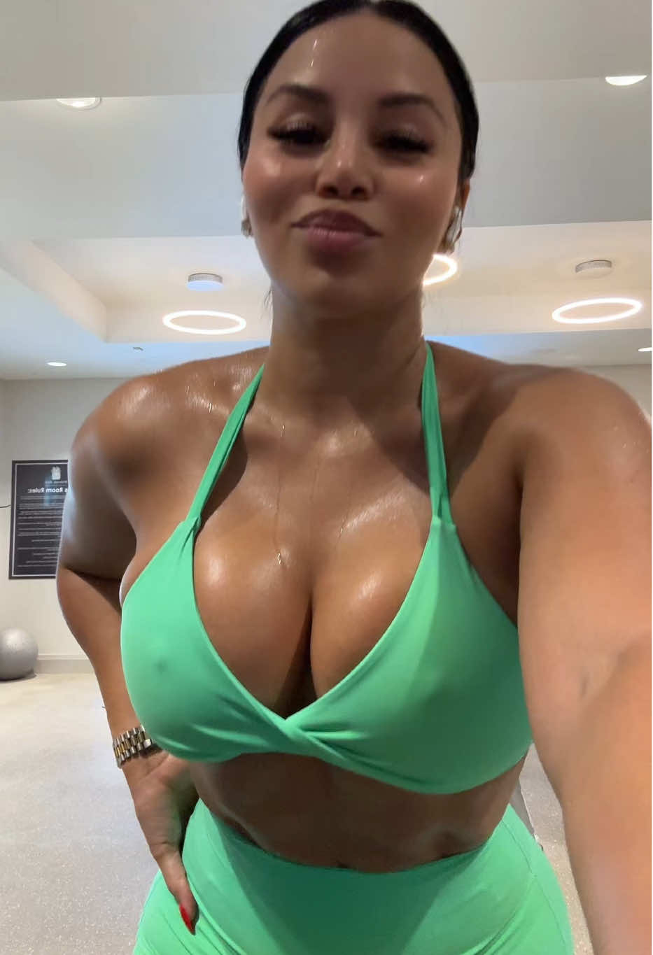 @Dolly Castro