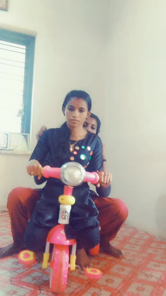 @charu_sreekutty
