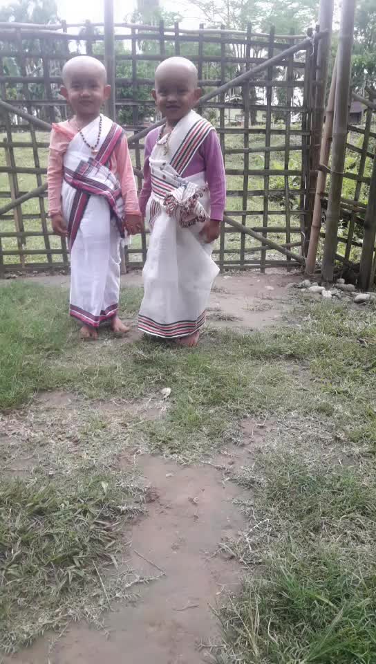 @Daisy Buragohain
