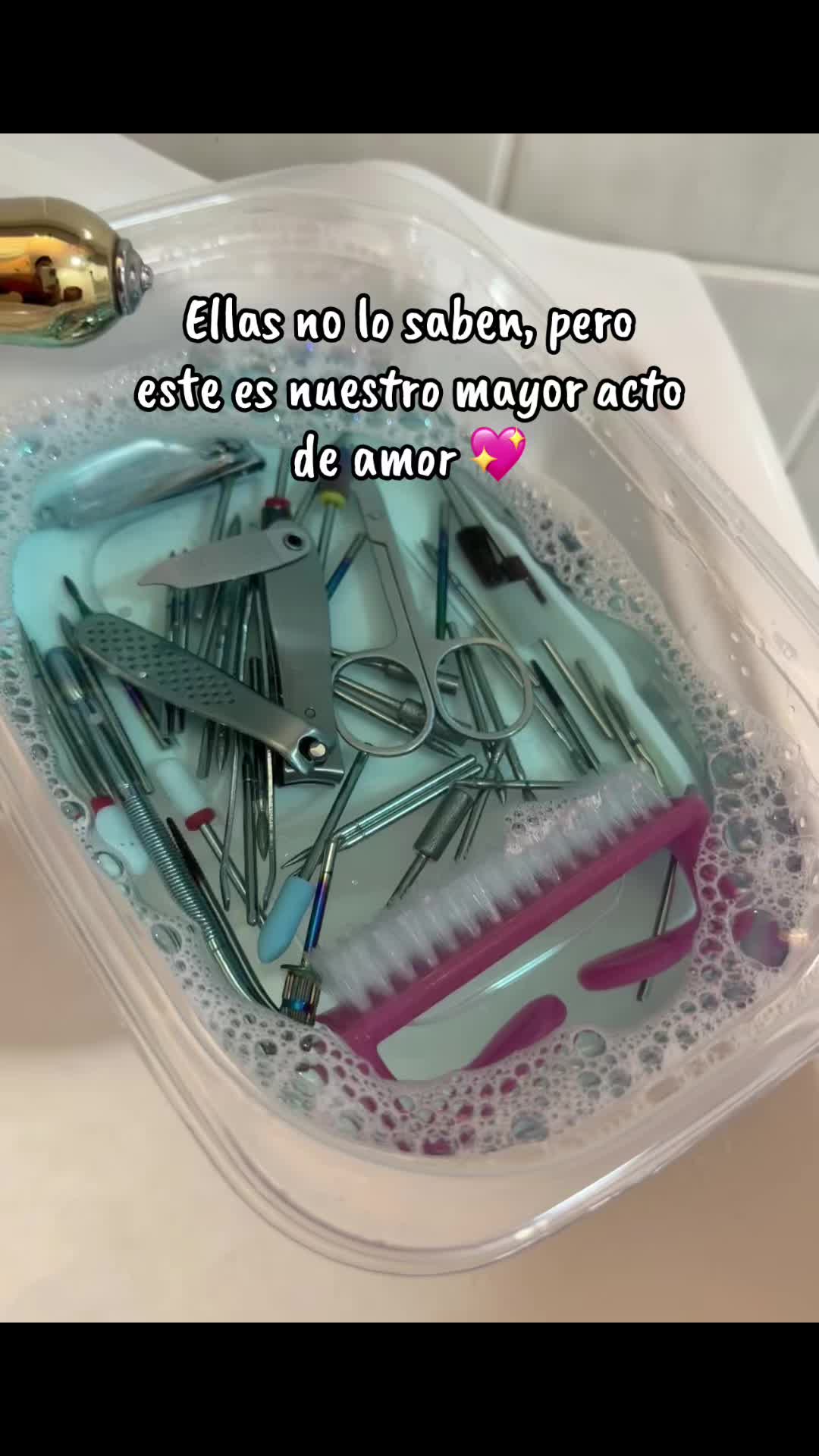 @𝓝𝓪𝓷𝓬𝔂 🎀✨
